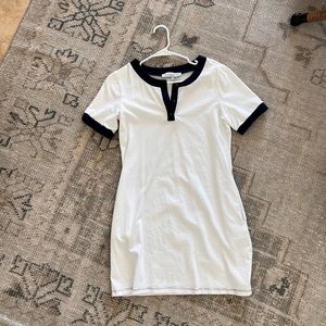Tuckernuck White/navy T-shirt dress